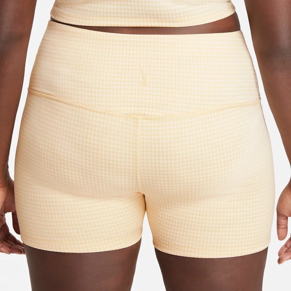 Nike Yoga Women's Gingham Shorts Size 2X